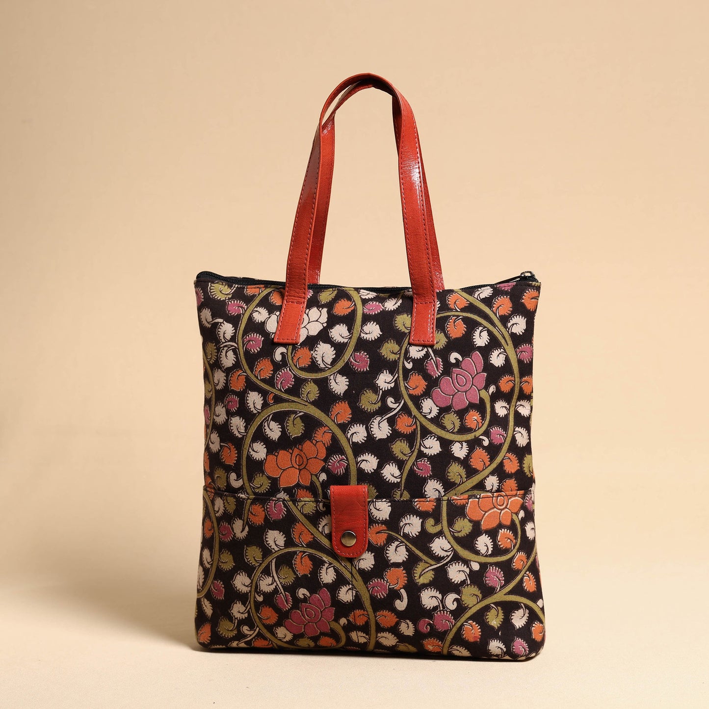 Black Handcrafted Kalamkari Block Printed Hand Bag with Leather Handle