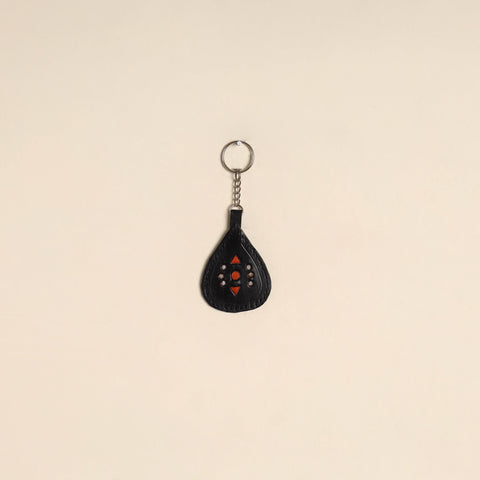 Black - handcrafted kutch leather keychain 13