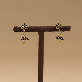 Handcrafted paka meenakari earrings 128