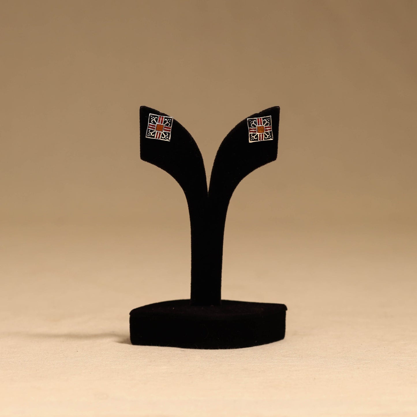 Handcrafted paka meenakari earrings 92