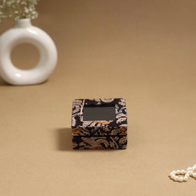 Handcrafted printed fabric ring/earring box 45