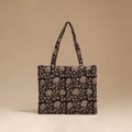 Handcrafted quilted handbag 05