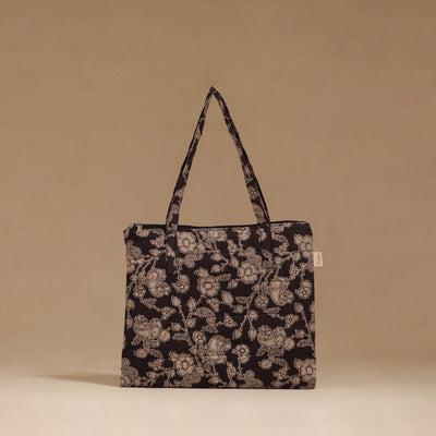 Handcrafted quilted handbag 10