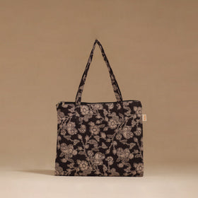 Handcrafted quilted handbag 10