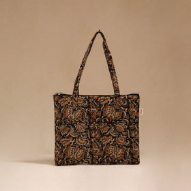 Handcrafted quilted handbag 10