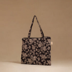 Handcrafted quilted handbag 10