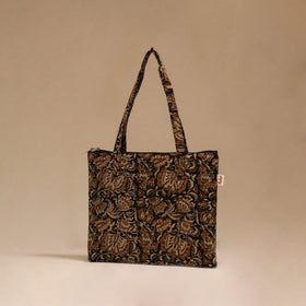 Handcrafted quilted handbag 10