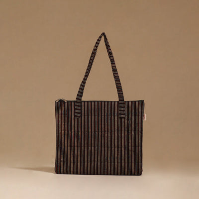 Handcrafted quilted handbag 108