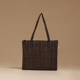 Handcrafted quilted handbag 108