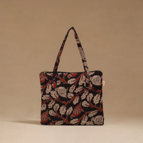 Handcrafted quilted handbag 13