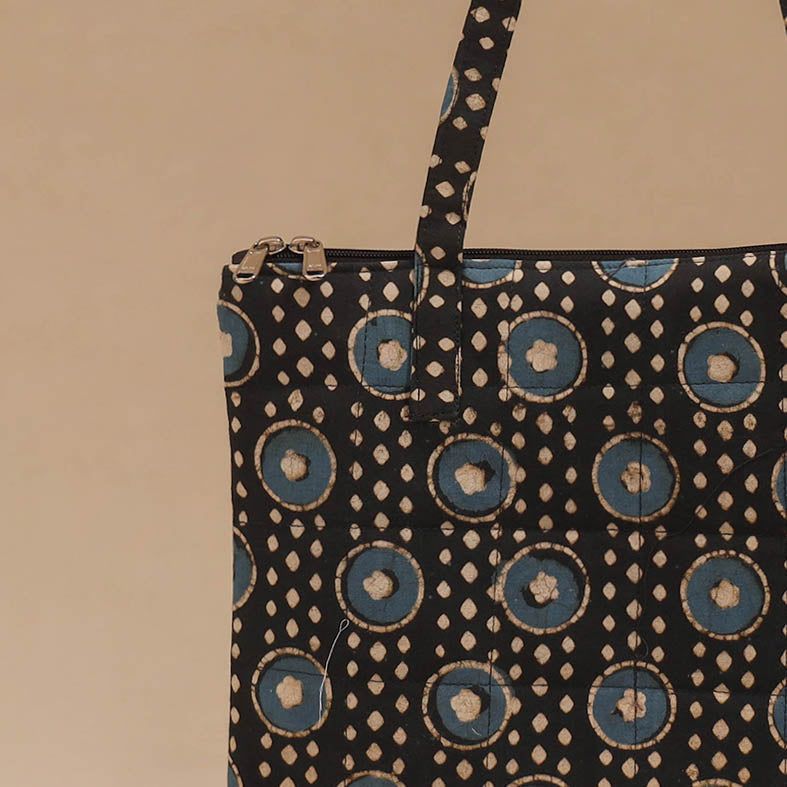 Handcrafted quilted handbag 20