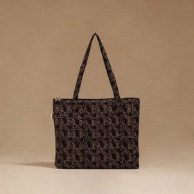 Handcrafted quilted handbag 22