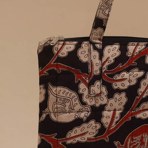 Handcrafted quilted handbag 33