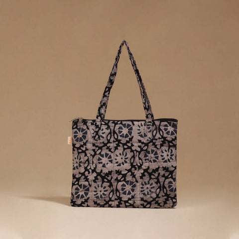 Handcrafted quilted handbag 50