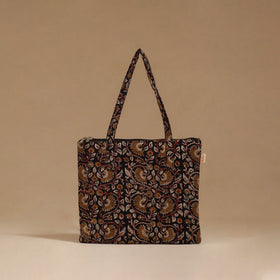 Handcrafted quilted handbag 79