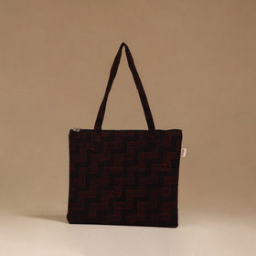 Handcrafted quilted handbag 80