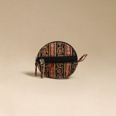 Black - handcrafted quilted kalamkari block printed fabric