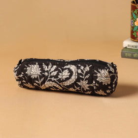 Handcrafted quilted pencil pouch 19
