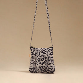 Handcrafted quilted sling bag 01