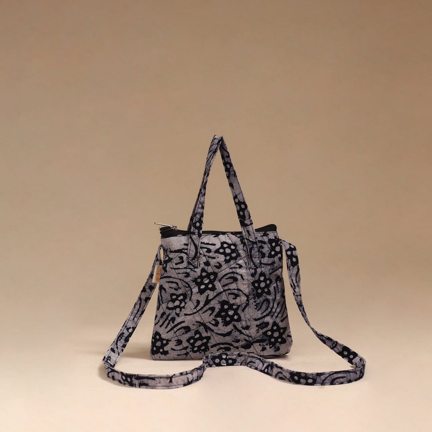 Handcrafted quilted sling bag 02