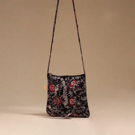 Handcrafted quilted sling bag 04