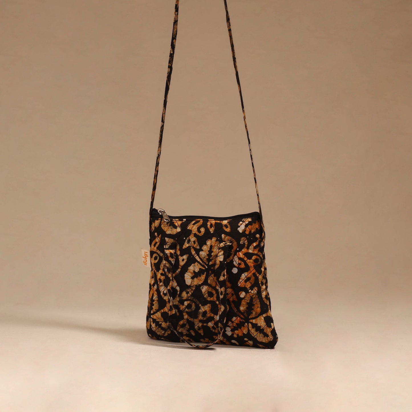 Handcrafted quilted sling bag 05