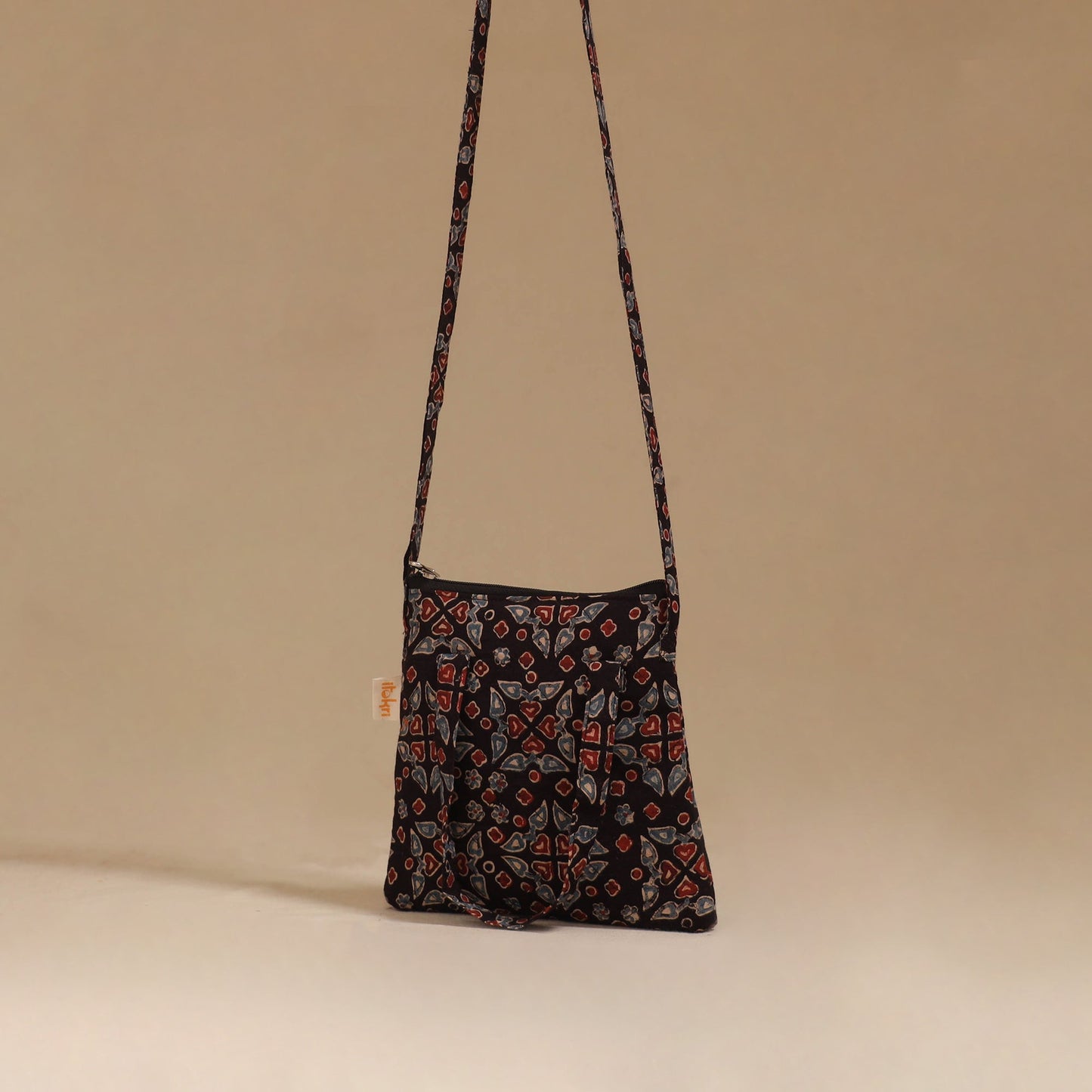 Handcrafted quilted sling bag 05