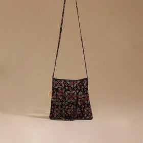 Handcrafted quilted sling bag 05