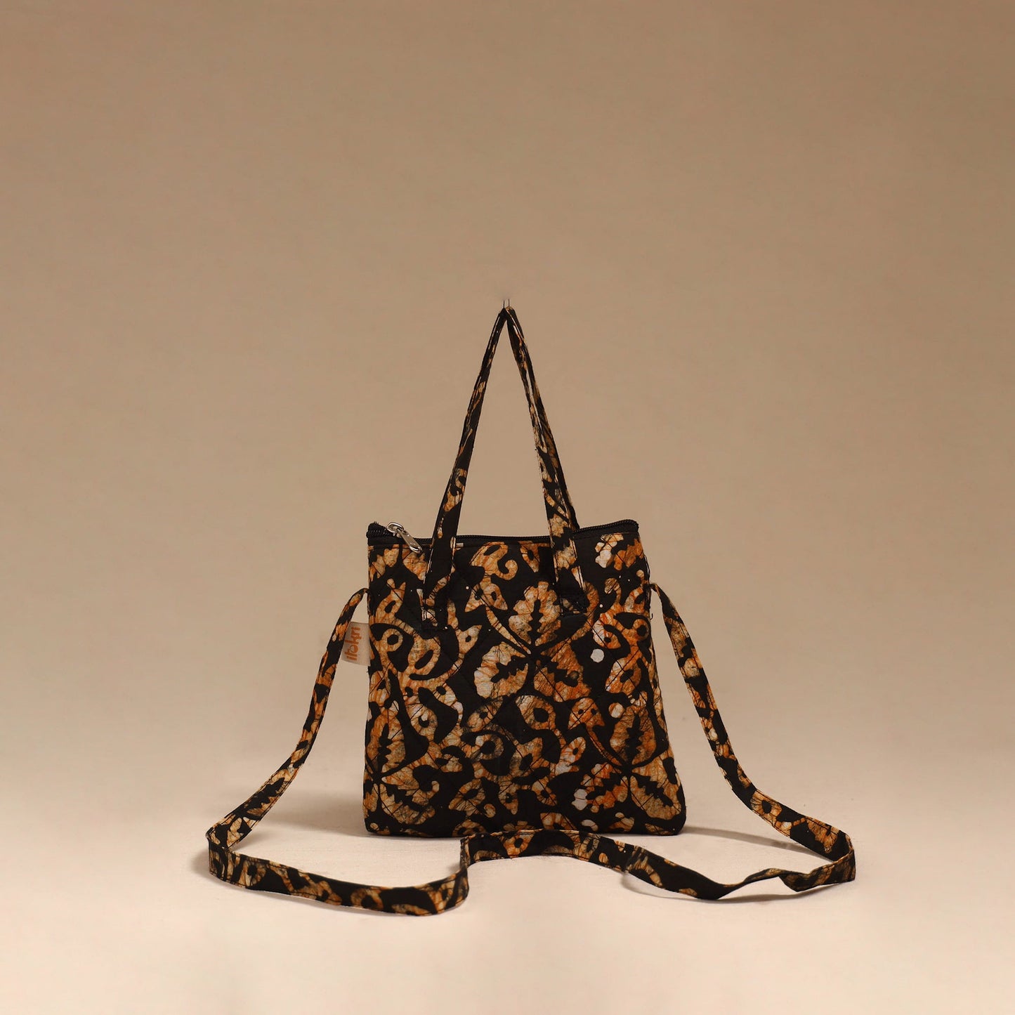 Handcrafted quilted sling bag 05