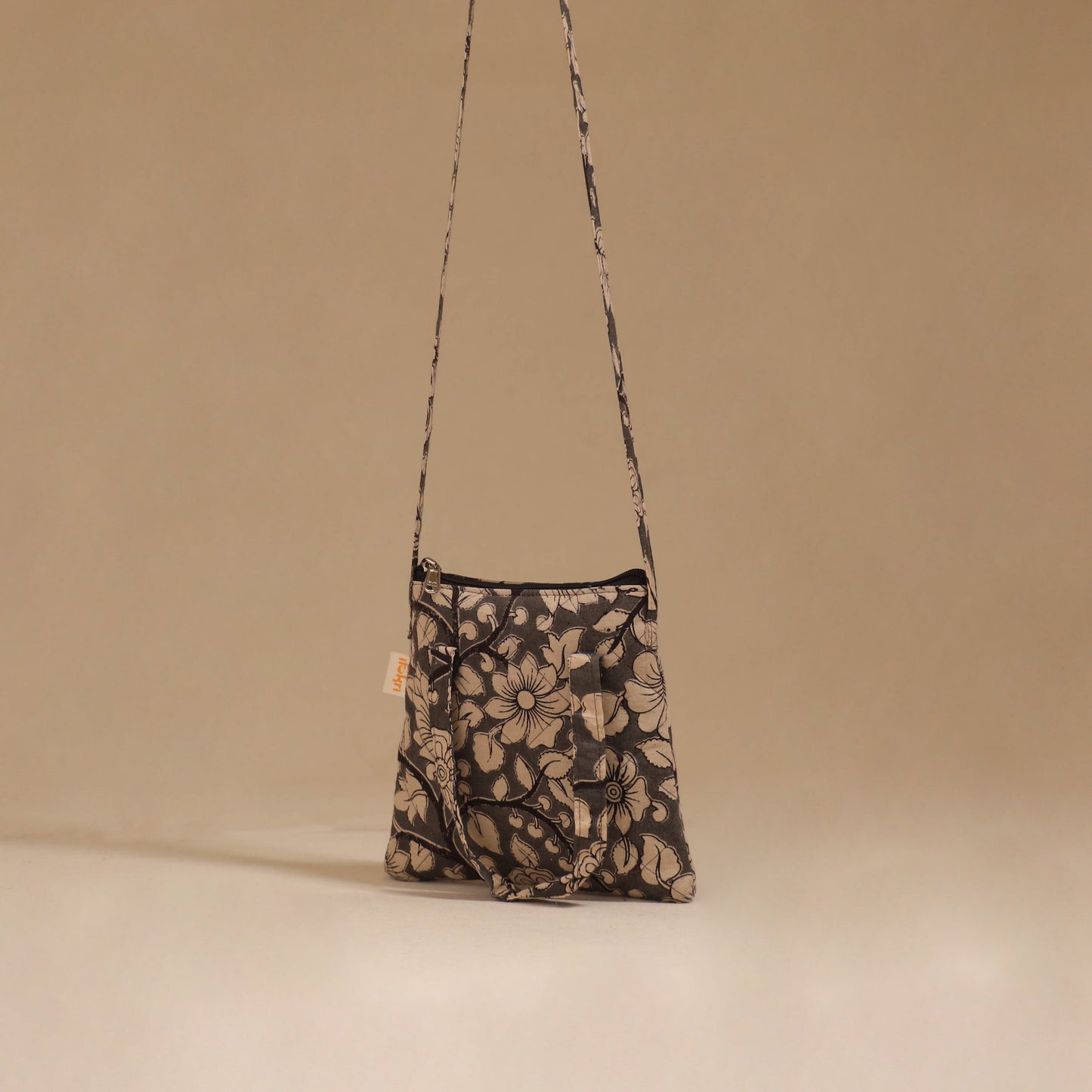 Handcrafted quilted sling bag 25