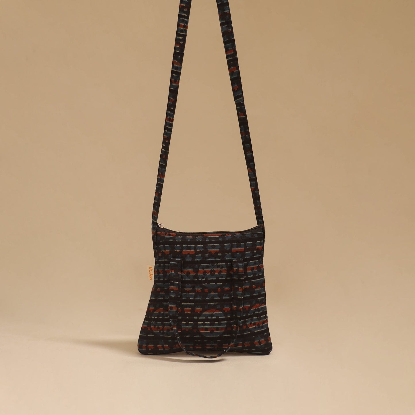 Handcrafted quilted sling bag 41
