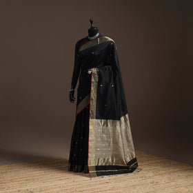 Black - handloom buti maheshwari saree with zari border 20