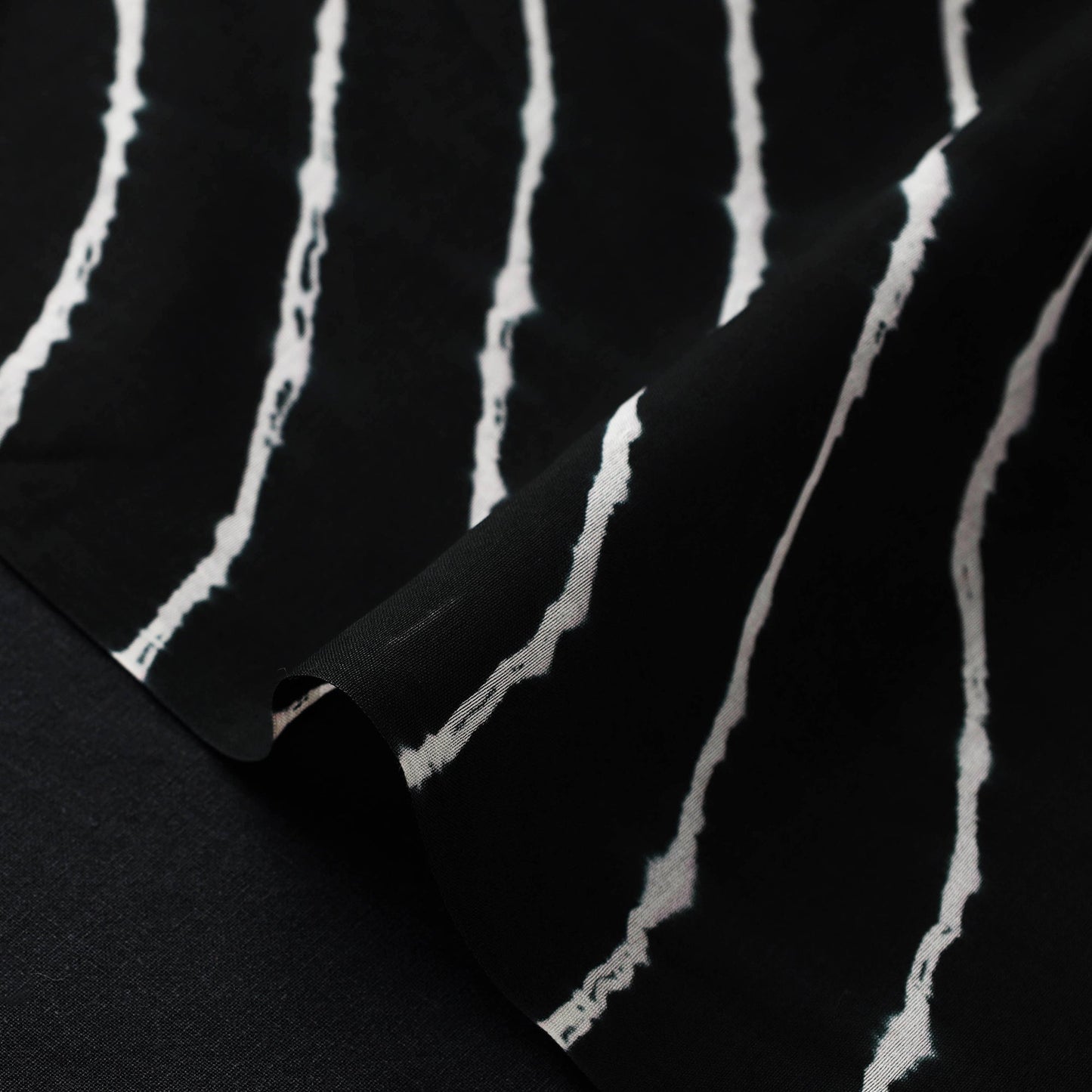 Buy Black Handloom Chanderi Silk Tie-Dye Leheriya Fabric