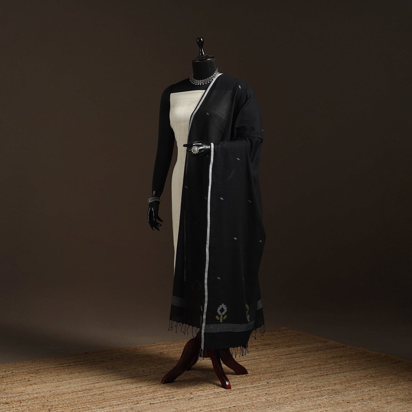 Handloom cotton bengal jamdani dupatta 25 - handcrafted