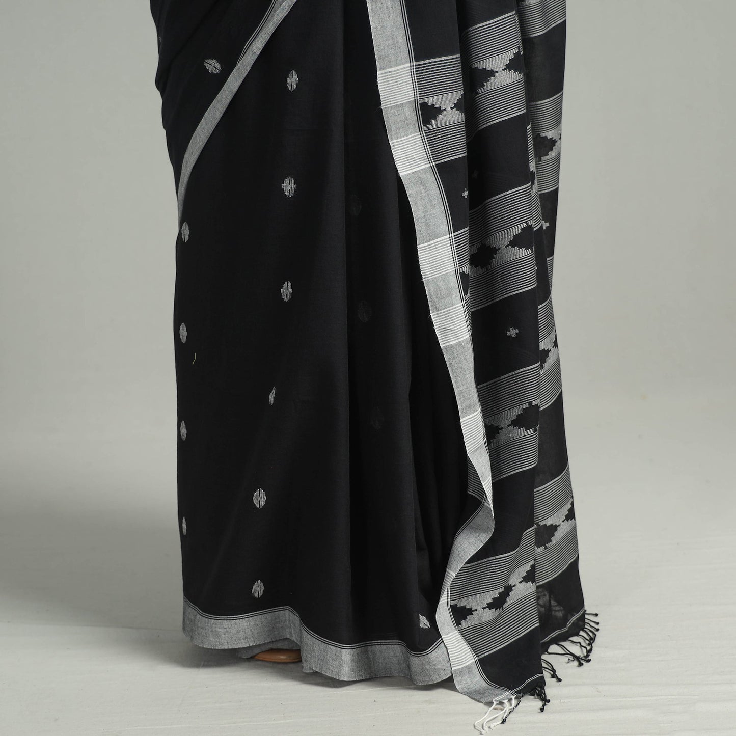 Black - handloom cotton phulia jamdani saree with tassels