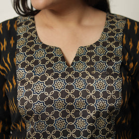  Black Handloom Cotton Pochampally Ikat Kurta Set 