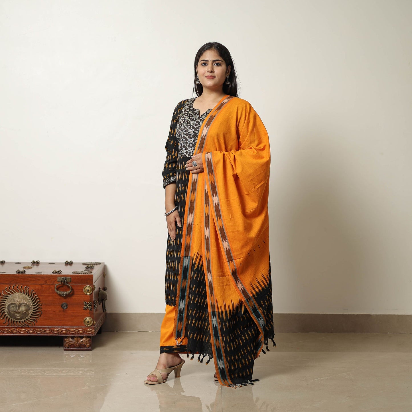  Black Handloom Cotton Pochampally Ikat Kurta Set 