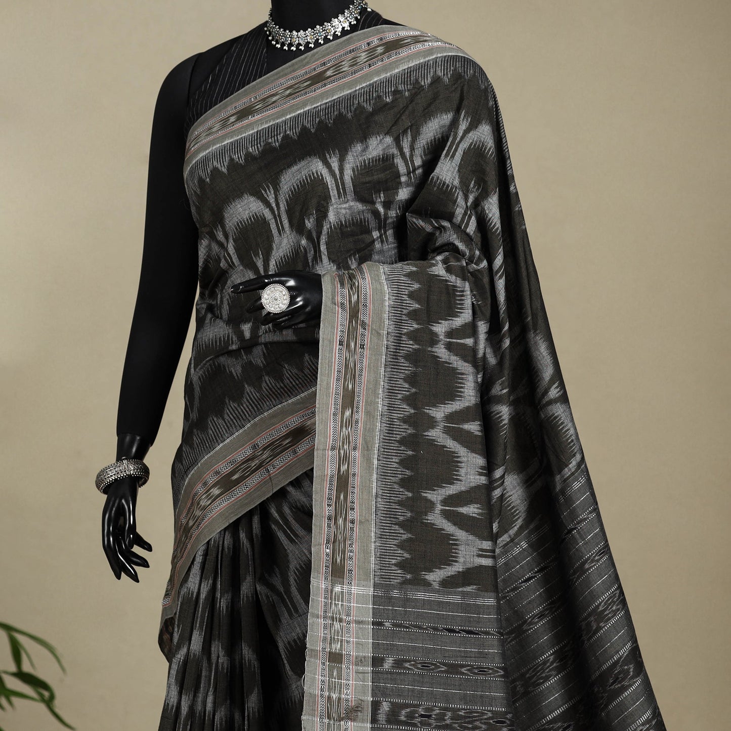 Grey - black - handloom cotton sambalpuri ikat saree 07