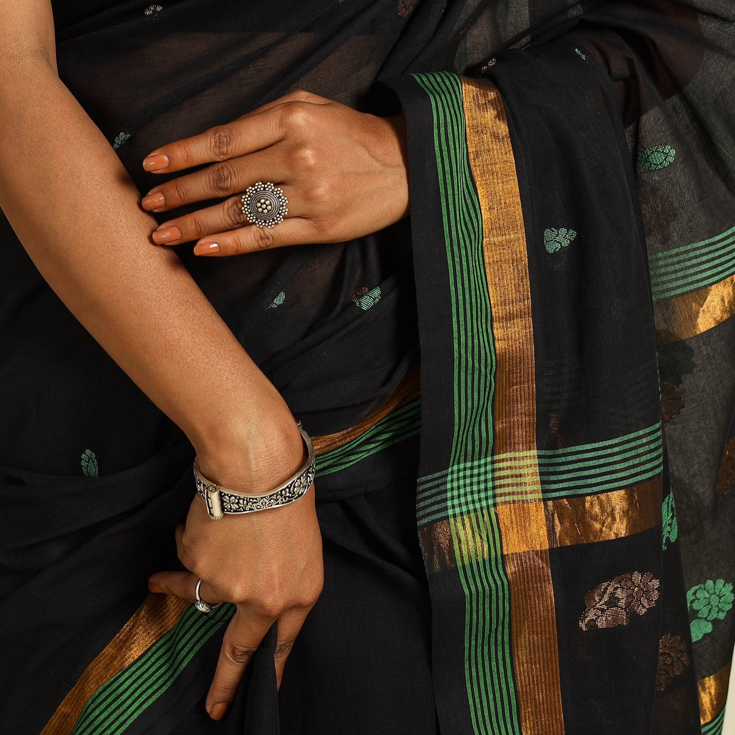  Black Handloom Cotton Zari & Thread Buti Venkatagiri Saree