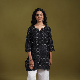 Handloom embroidered mercerised cotton short pochampally