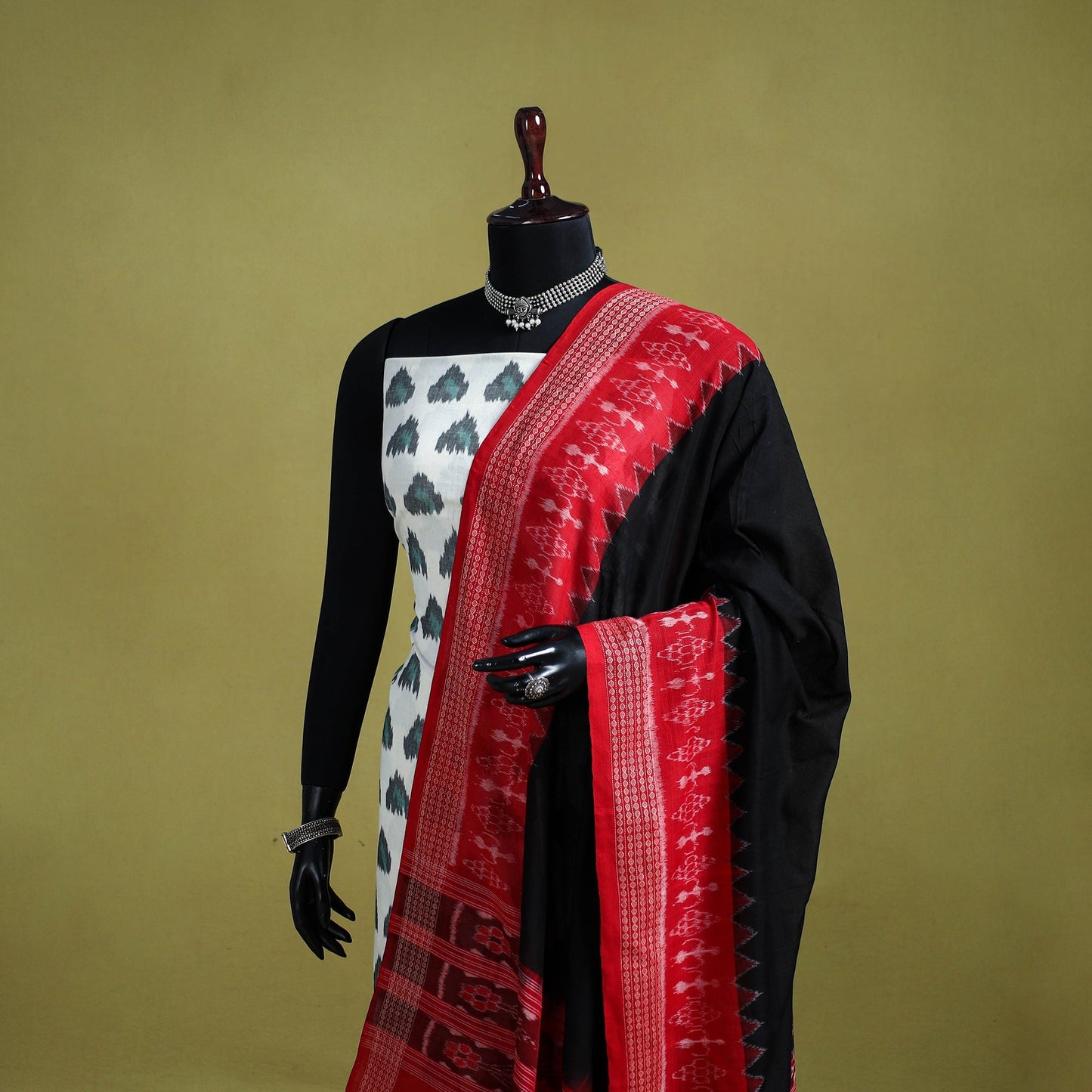 Black - ikat weave cotton sambalpuri dupatta 05