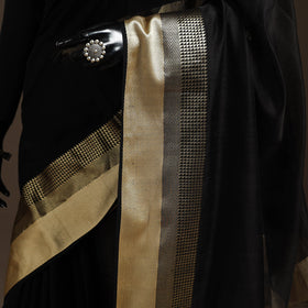 Black - handloom maheshwari saree with resham zari border