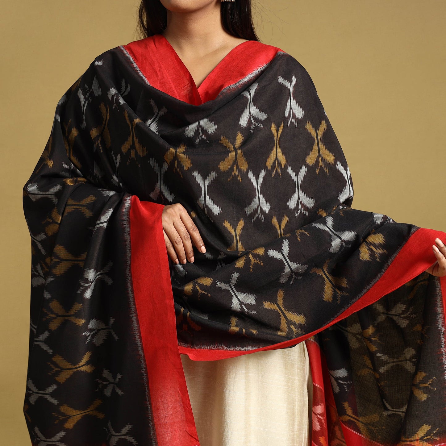 Black Handloom Mercerized Cotton Pochampally Ikat Dupatta
