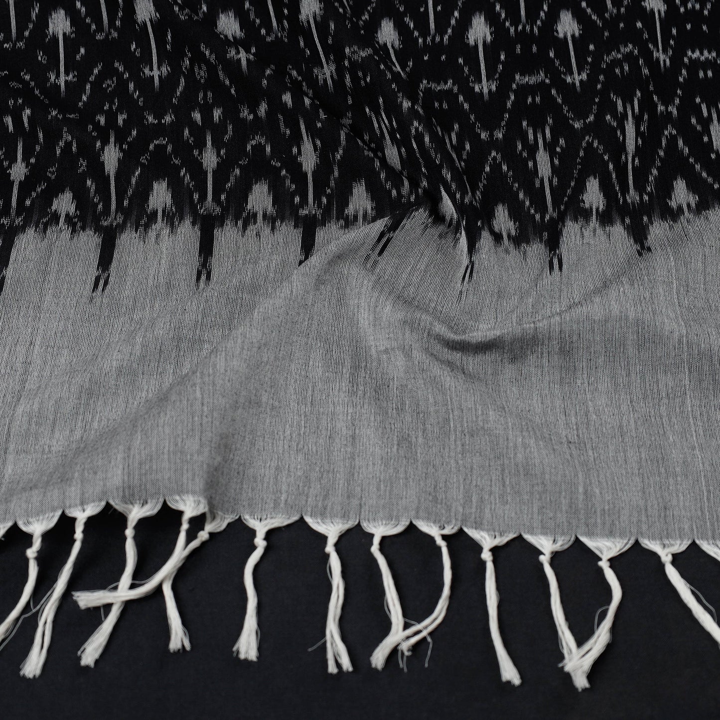  Handloom Mercerized Cotton Pochampally Ikat Stole