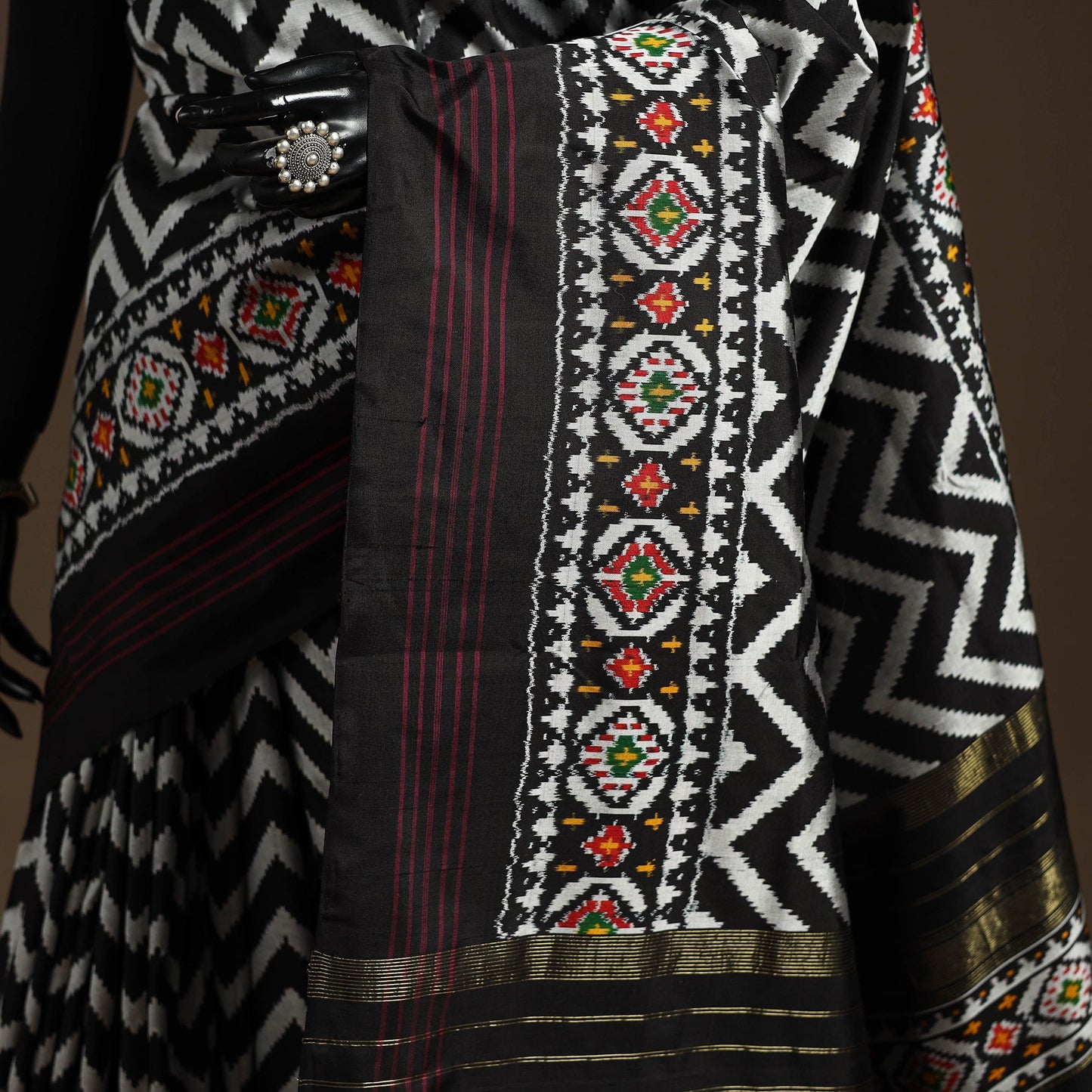 Handloom mulberry silk patola ikat pochampally saree 06