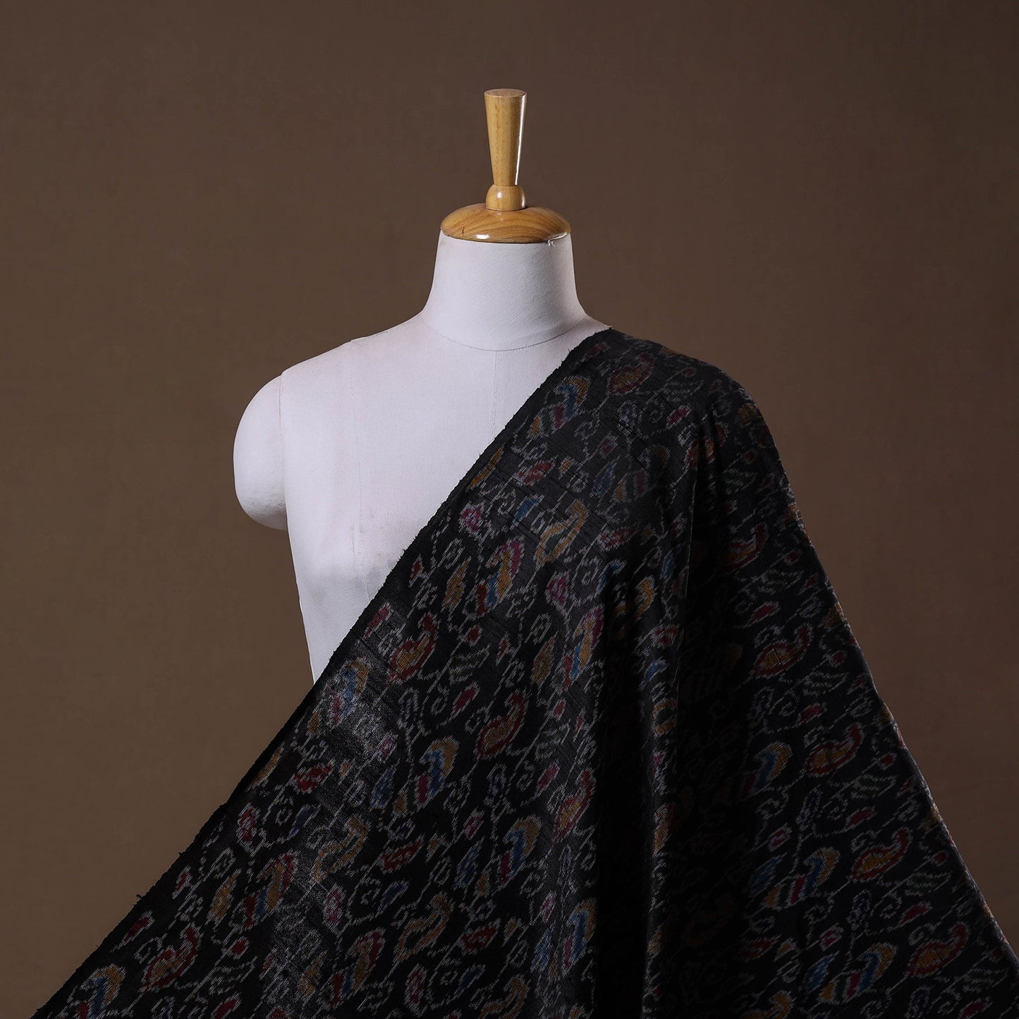 Handloom raw silk pochampally ikat fabric 01 - handcrafted