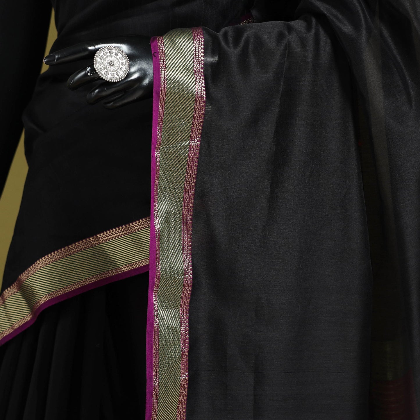 Black - handloom silk cotton maheshwari saree with zari