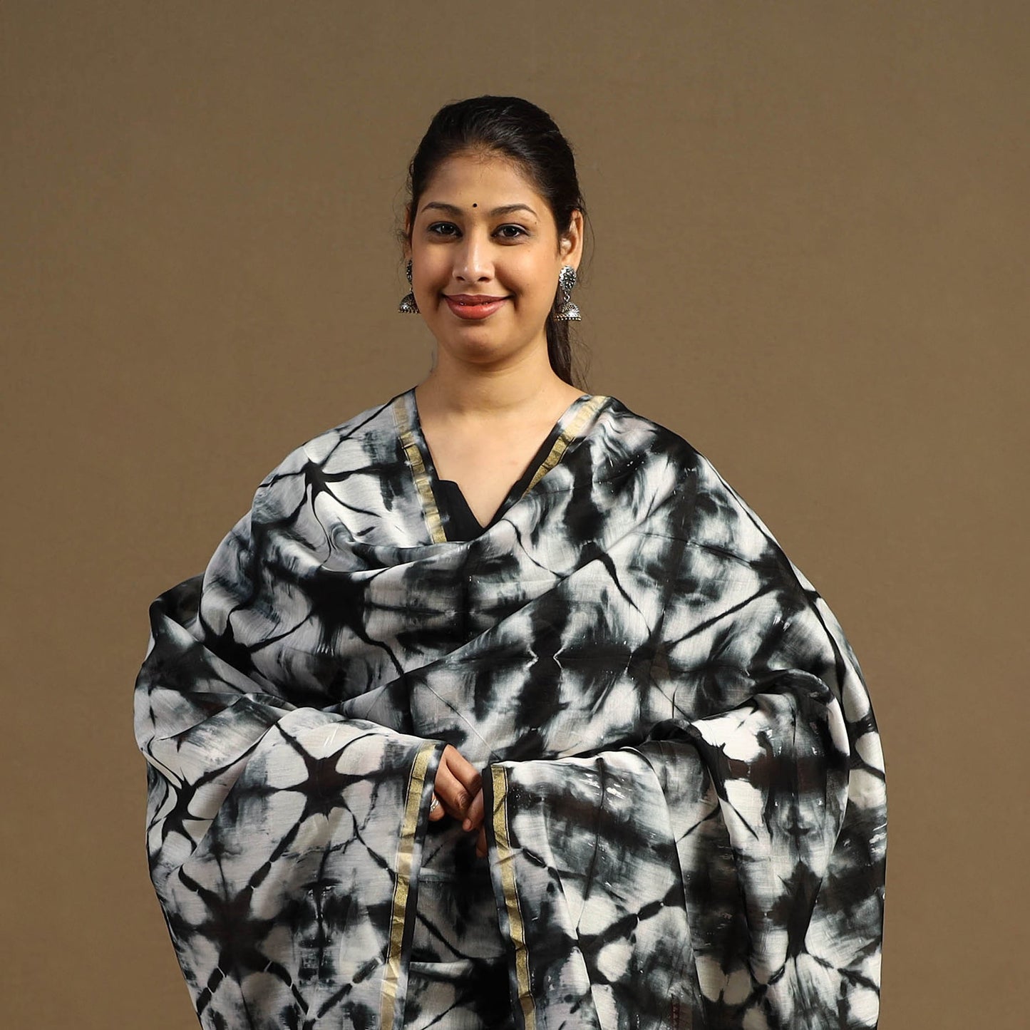 Buy Handloom Tie-Dye Chanderi Silk Shibori Dupatta