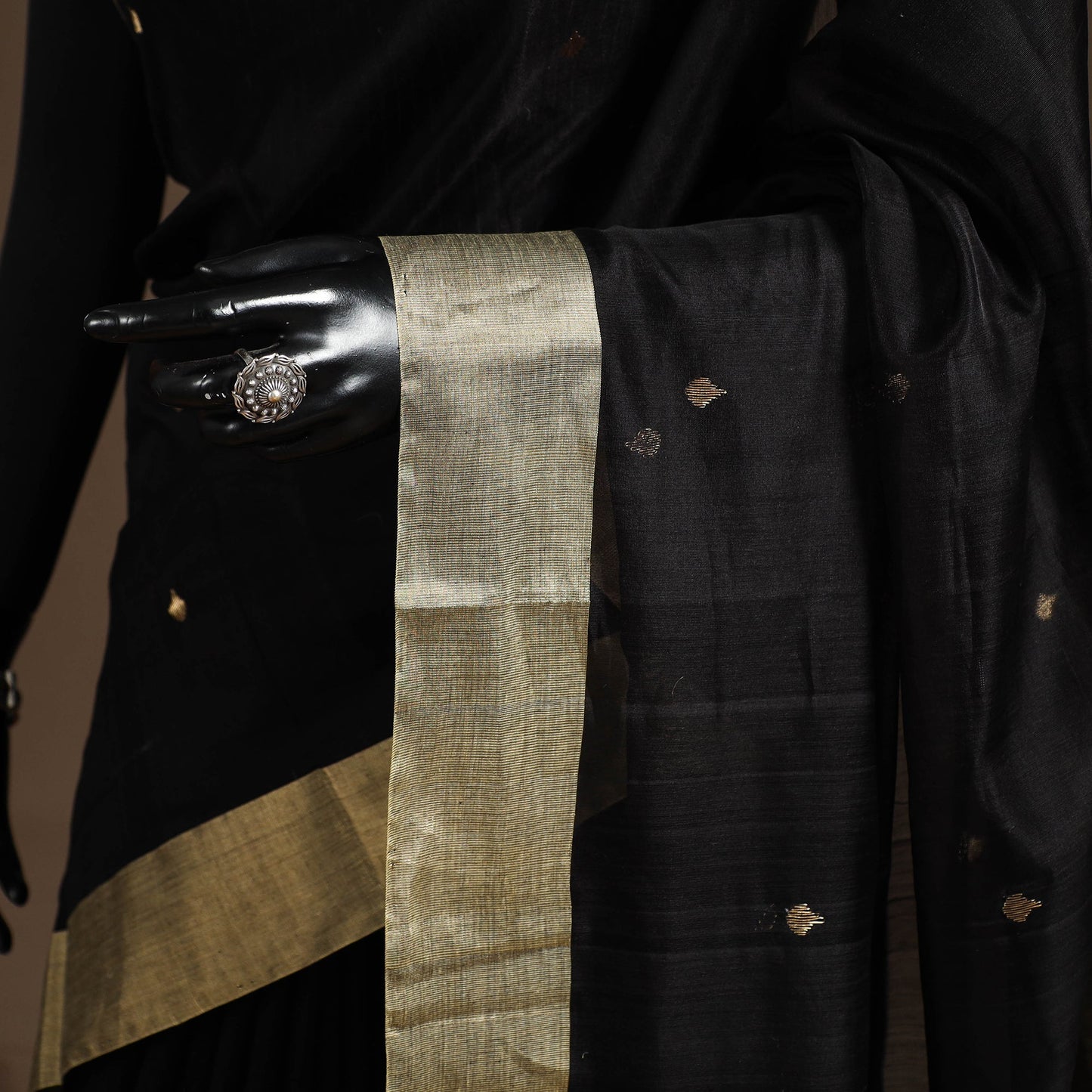 Black - handloom zari work chanderi silk saree 04