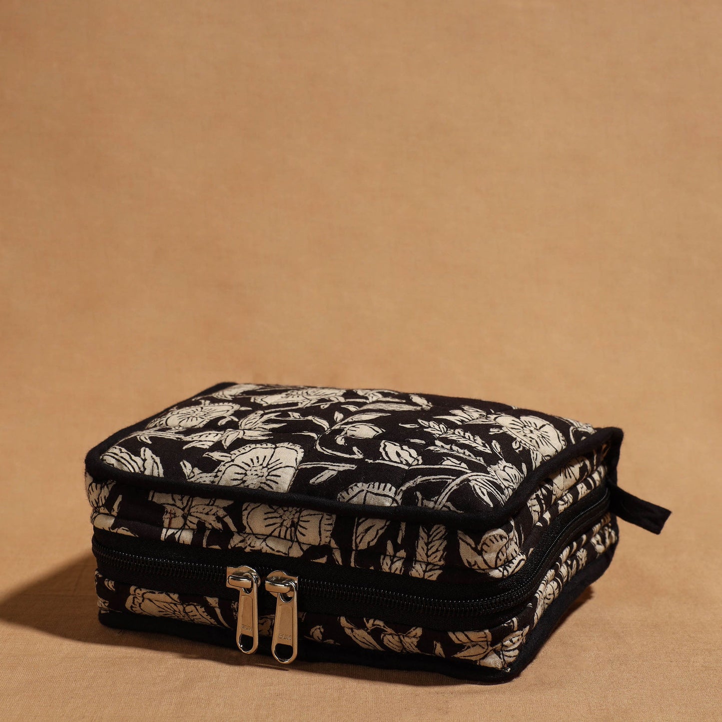 Black Handmade 4 Pockets Cotton Jewelry Bag 02 